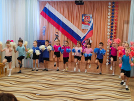 День Защитника Отечества в старшей группе День Защитника Отечества в старшей группе.